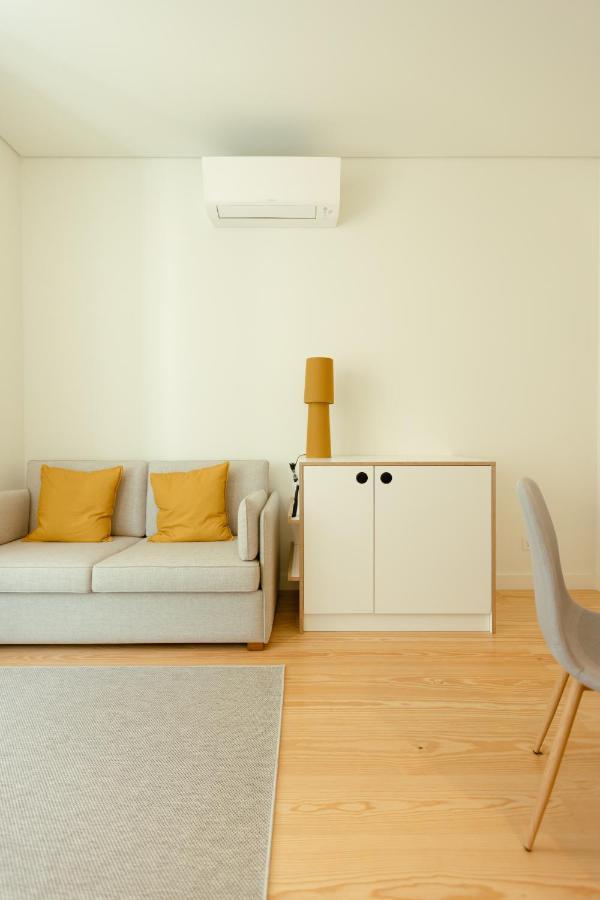 Trindade 19 Apartments - 1B Aragones Lissabon Buitenkant foto